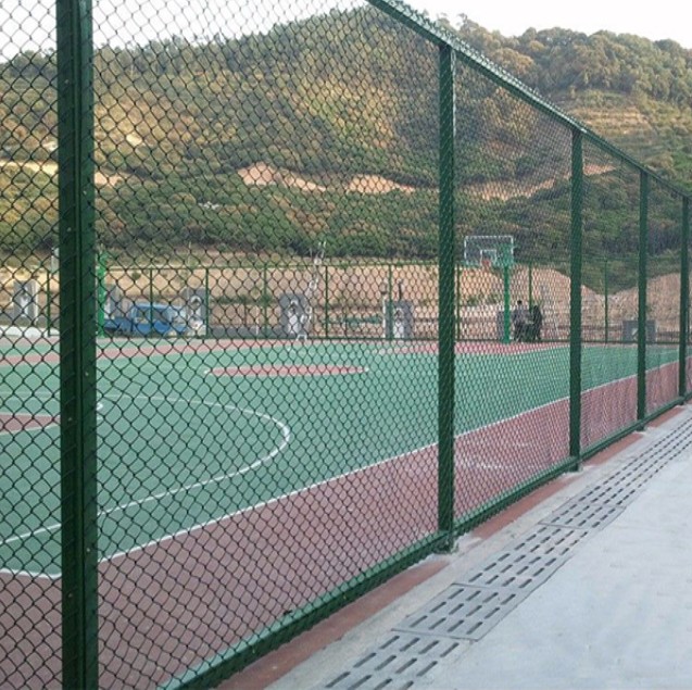 chain link fence