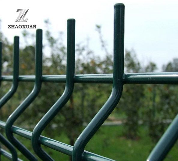 3D Curved Wire Mesh Fence Use Cases