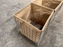 Wire mesh gabion box