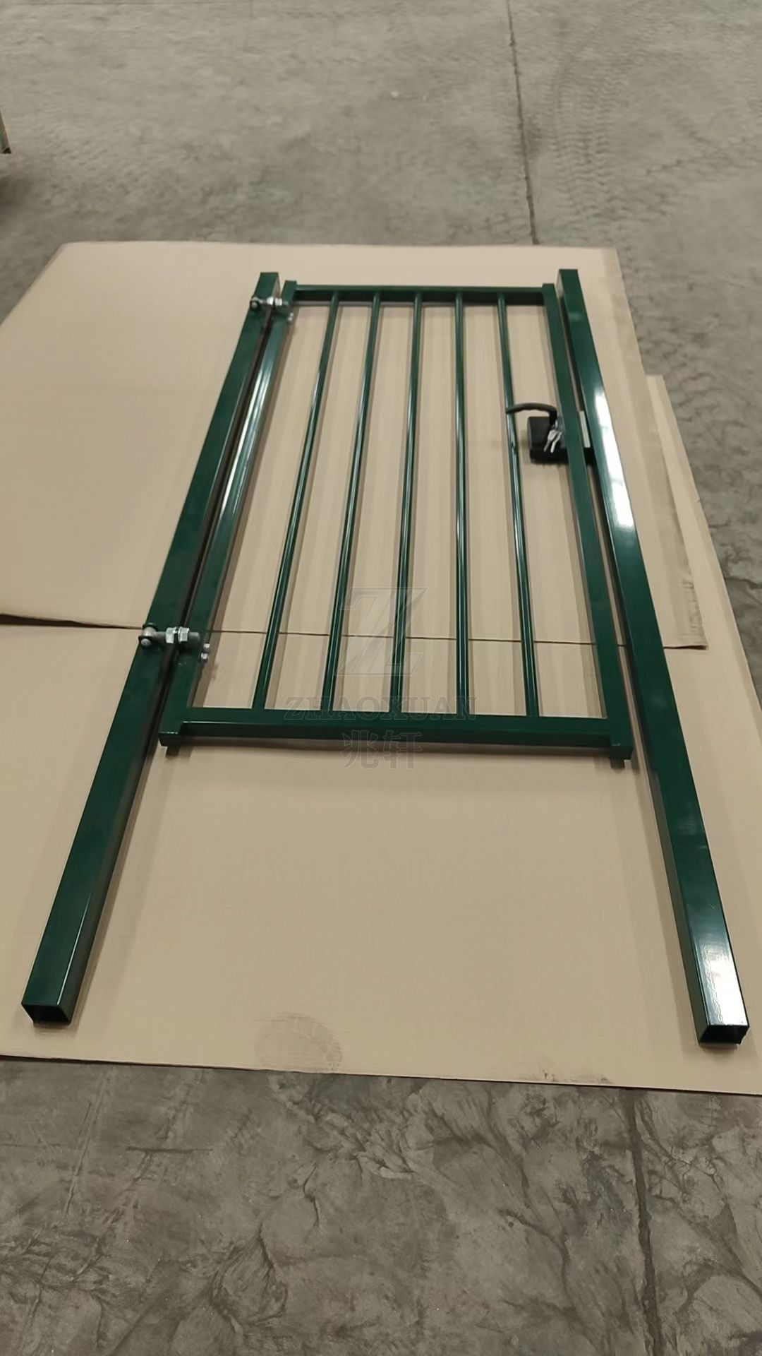 Swing Garden Gate