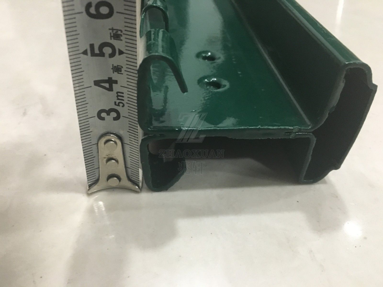 H shape post