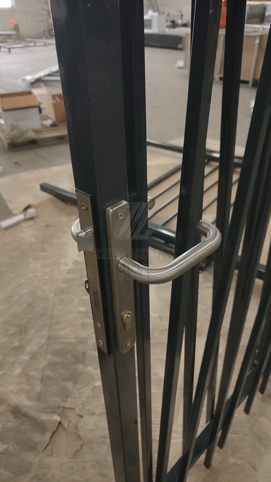 Swing Garden Gate