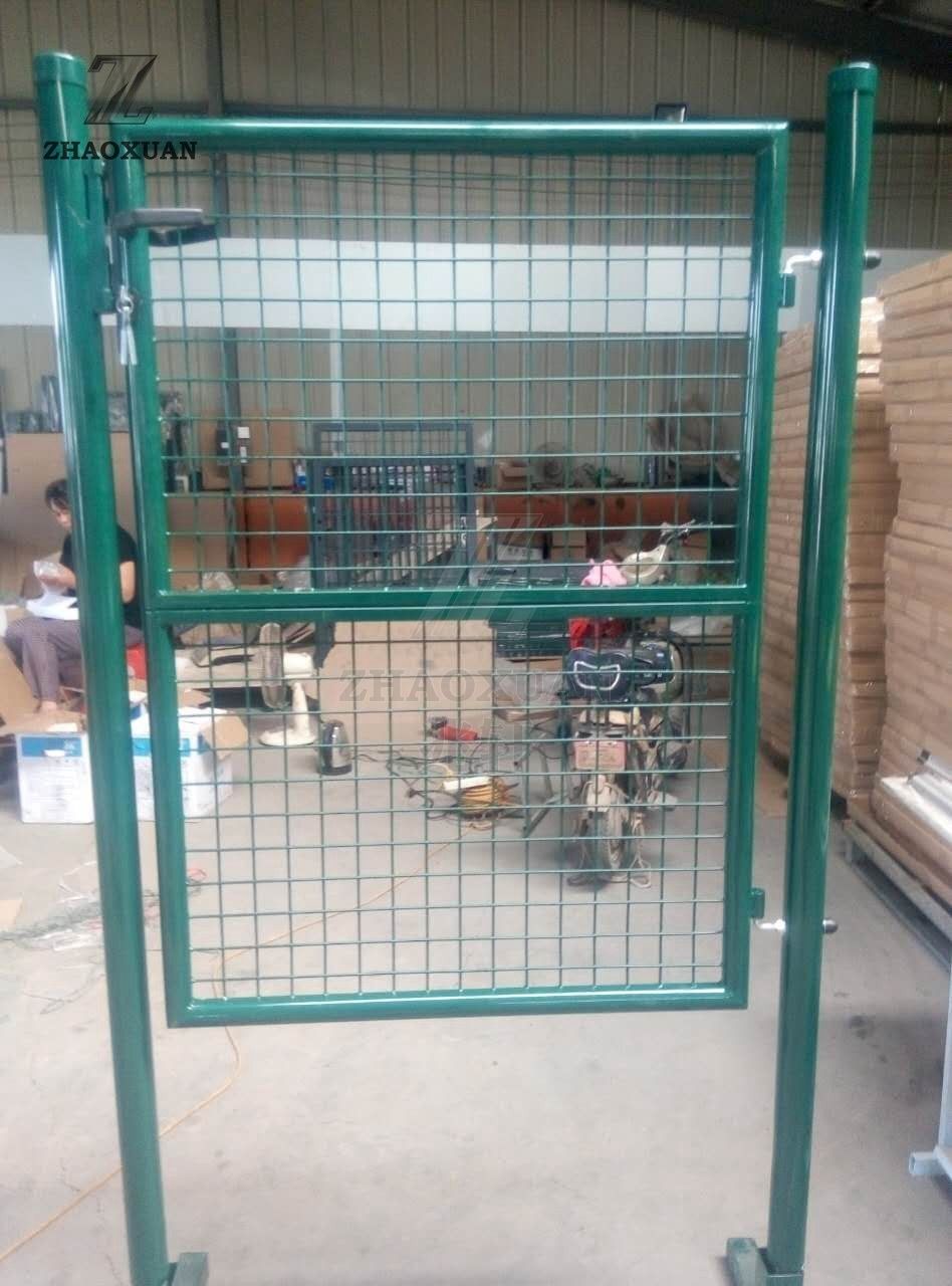 Swing Garden Gate